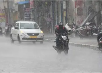 El Nino: Humanitarian Group urges Kenyans to move to safer grounds as rains intensify