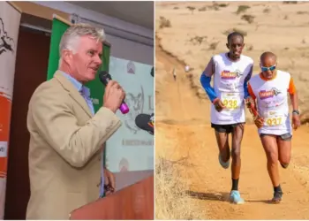 𝐋𝐞𝐰𝐚 𝐖𝐢𝐥𝐝𝐥𝐢𝐟𝐞 𝐂𝐨𝐧𝐬𝐞𝐫𝐯𝐚𝐧𝐜𝐲 𝐂𝐄𝐎, 𝐌𝐢𝐤𝐞 𝐖𝐚𝐭𝐬𝐨𝐧 (𝐥), 𝐚𝐭 𝐭𝐡𝐞 𝟐𝟎𝟐𝟔 𝐋𝐞𝐰𝐚 𝐌𝐚𝐫𝐚𝐭𝐡𝐨𝐧 𝐋𝐚𝐮𝐧𝐜𝐡. Photo, courtesy. Photo, courtesy.