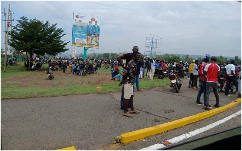 Goons were allegedly sponsored by the government to attack members of the 'Linda Mwananchi' faction in Kisumu. Photo: Caleb Amisi. Source: X.